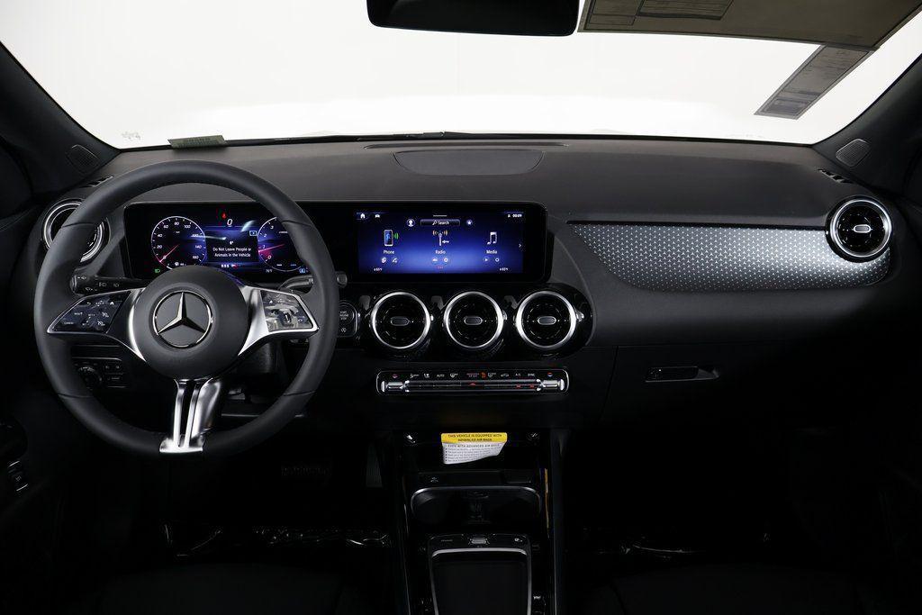 new 2026 Mercedes-Benz GLA 250 car, priced at $43,455