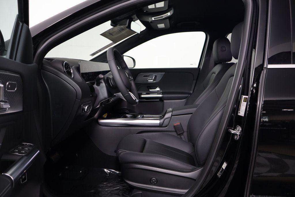 new 2026 Mercedes-Benz GLA 250 car, priced at $43,455