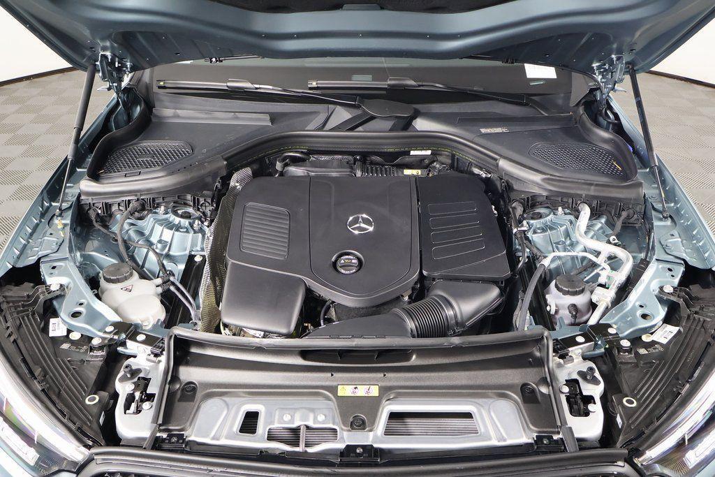 new 2026 Mercedes-Benz GLC 300 car, priced at $62,500