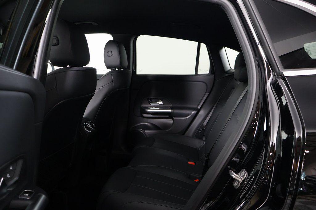 new 2026 Mercedes-Benz GLA 250 car, priced at $43,455