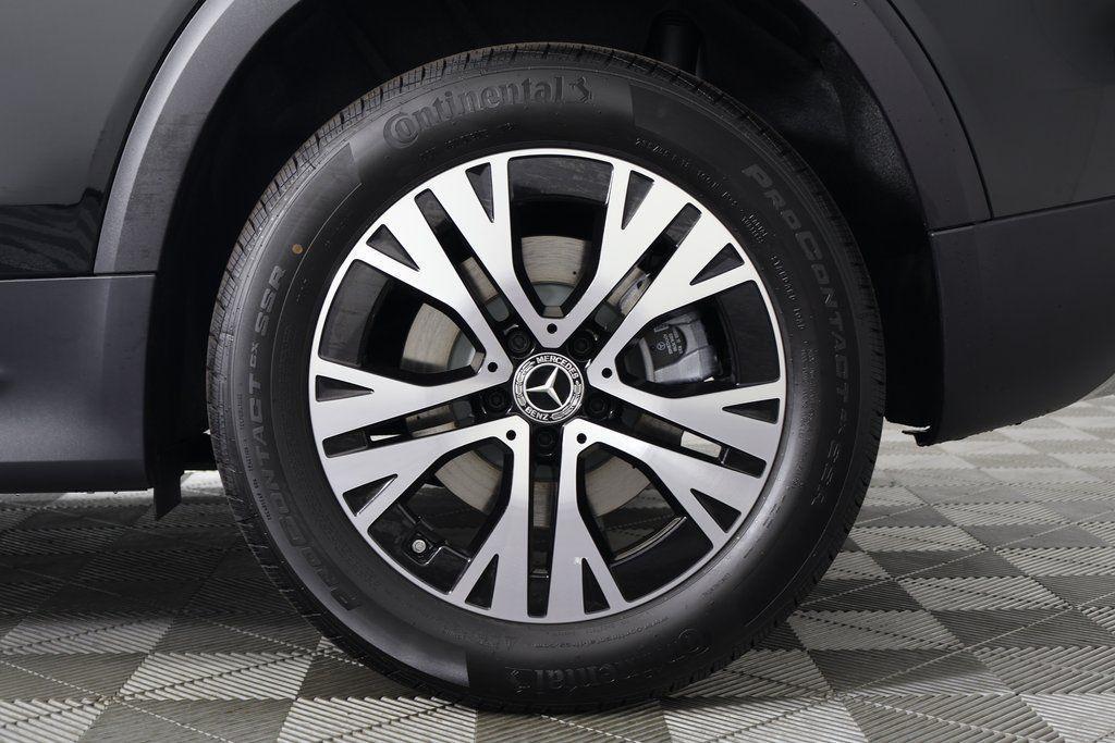 new 2026 Mercedes-Benz GLB 250 car, priced at $47,365