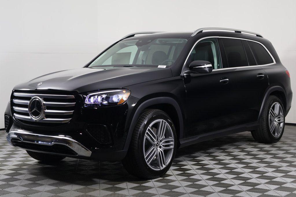 new 2026 Mercedes-Benz GLS 450 car, priced at $92,640