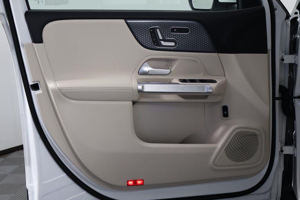 used 2025 Mercedes-Benz GLB 250 car, priced at $44,988