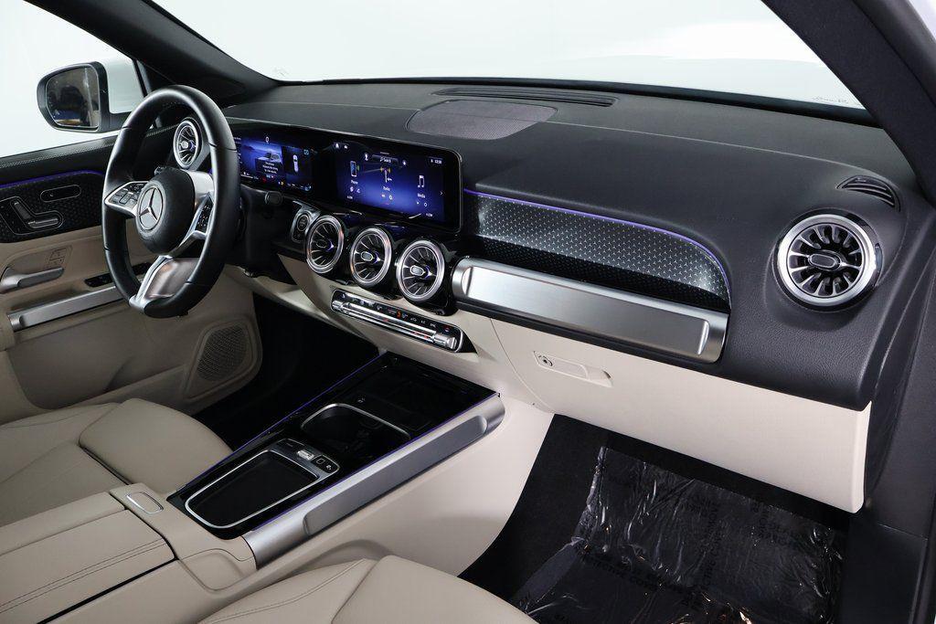 used 2025 Mercedes-Benz GLB 250 car, priced at $44,988
