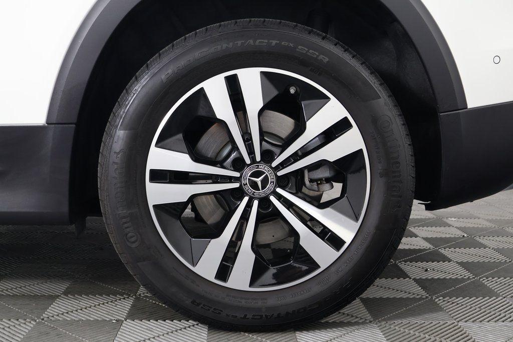 used 2025 Mercedes-Benz GLB 250 car, priced at $44,988