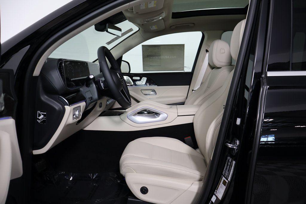 new 2026 Mercedes-Benz GLS 450 car, priced at $92,540