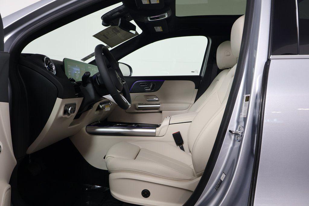 new 2026 Mercedes-Benz GLA 250 car, priced at $47,940