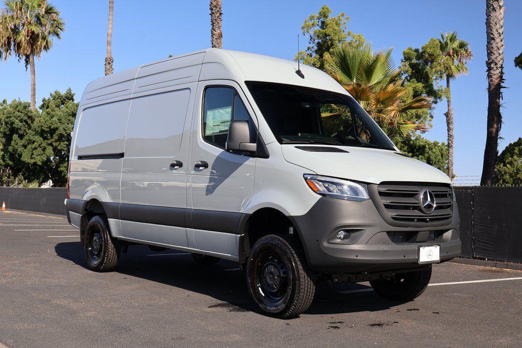new 2025 Mercedes-Benz Sprinter 2500 car, priced at $84,012