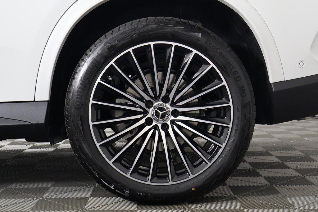 new 2026 Mercedes-Benz GLC 300 car, priced at $62,400