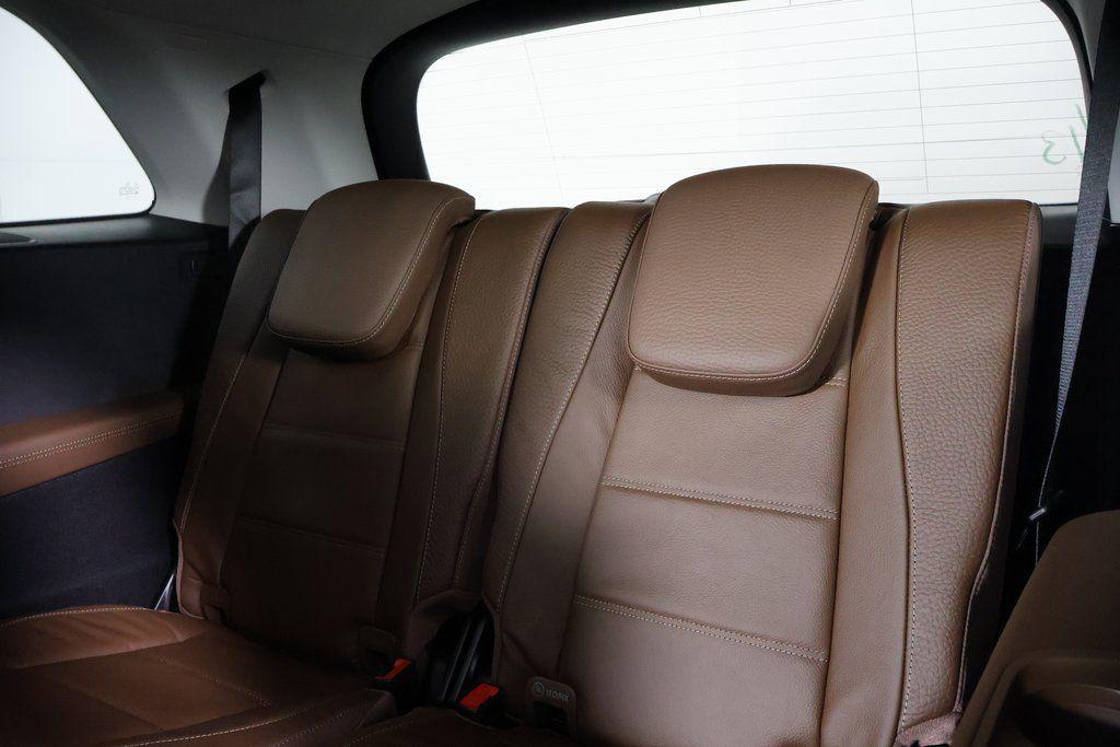 new 2026 Mercedes-Benz GLS 450 car, priced at $101,610