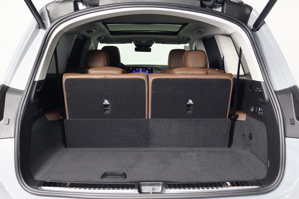 new 2026 Mercedes-Benz GLS 450 car, priced at $101,610