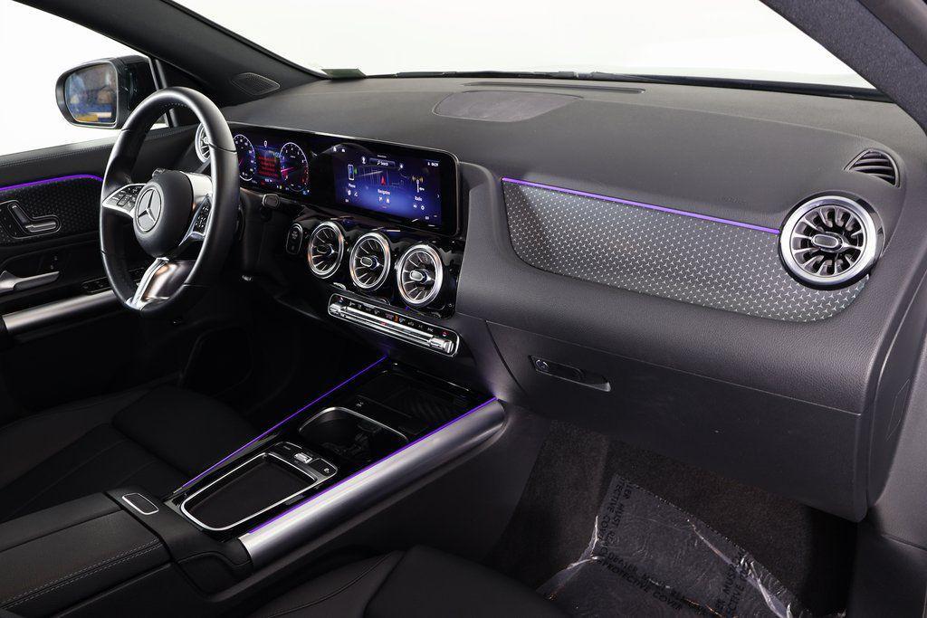 used 2025 Mercedes-Benz GLA 250 car, priced at $39,988