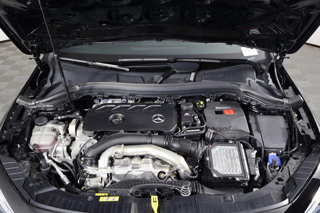 used 2025 Mercedes-Benz GLA 250 car, priced at $39,988