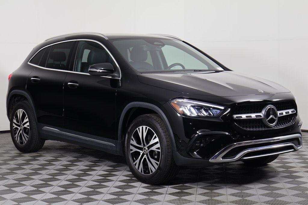 used 2025 Mercedes-Benz GLA 250 car, priced at $39,988