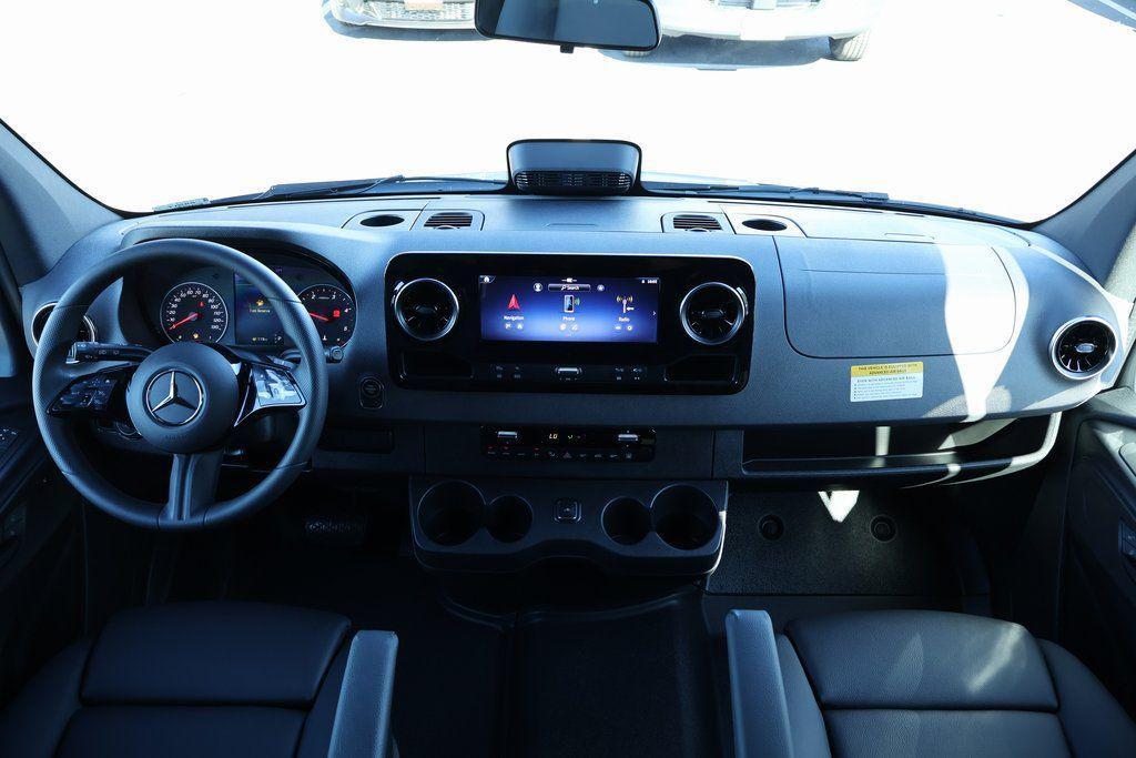 new 2025 Mercedes-Benz Sprinter 2500 car, priced at $75,334