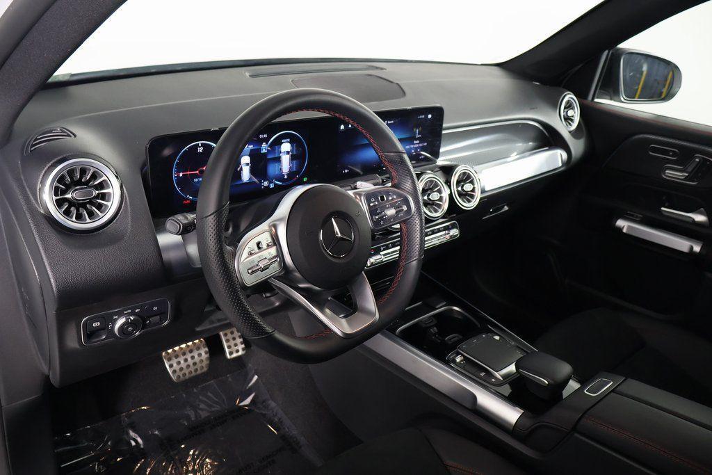 used 2023 Mercedes-Benz GLB 250 car, priced at $30,988