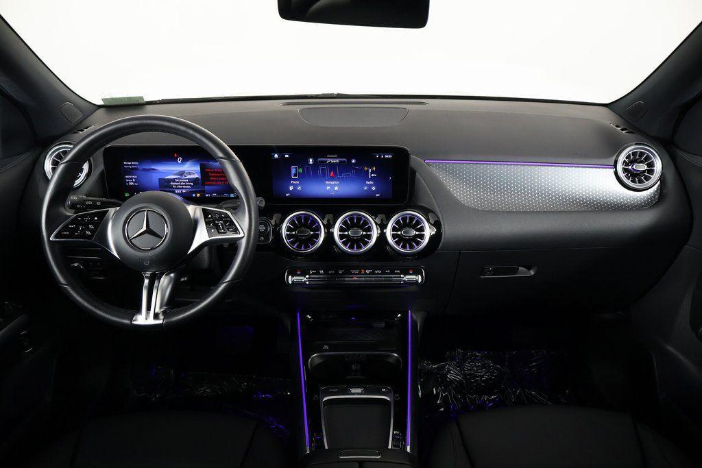 used 2025 Mercedes-Benz GLA 250 car, priced at $39,988