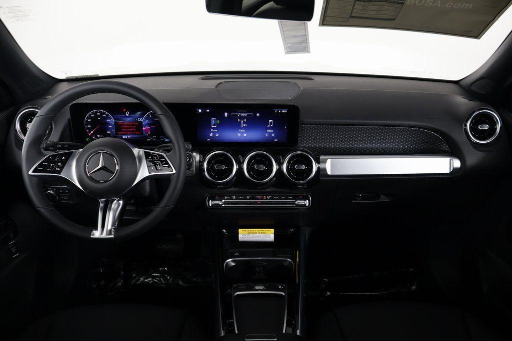 new 2026 Mercedes-Benz GLB 250 car, priced at $47,040
