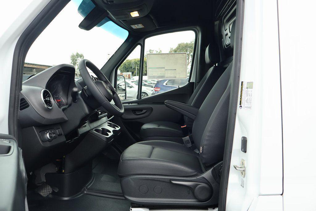 new 2026 Mercedes-Benz Sprinter 2500 car, priced at $68,665
