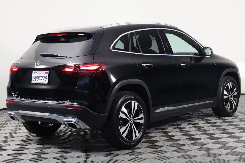 used 2026 Mercedes-Benz GLA 250 car, priced at $43,988
