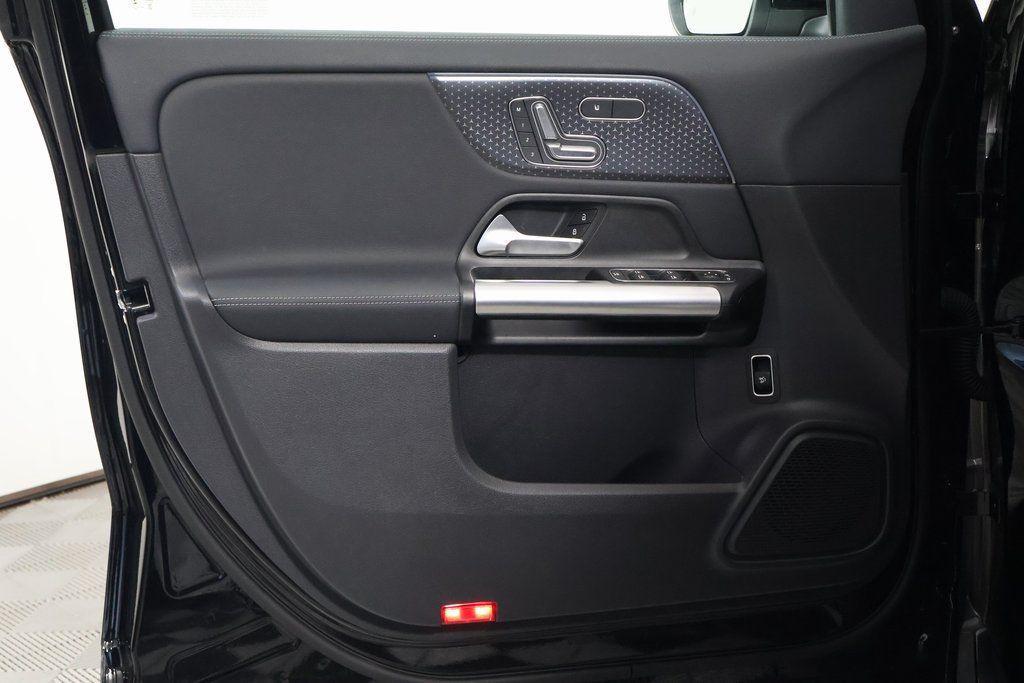 used 2026 Mercedes-Benz GLA 250 car, priced at $43,988