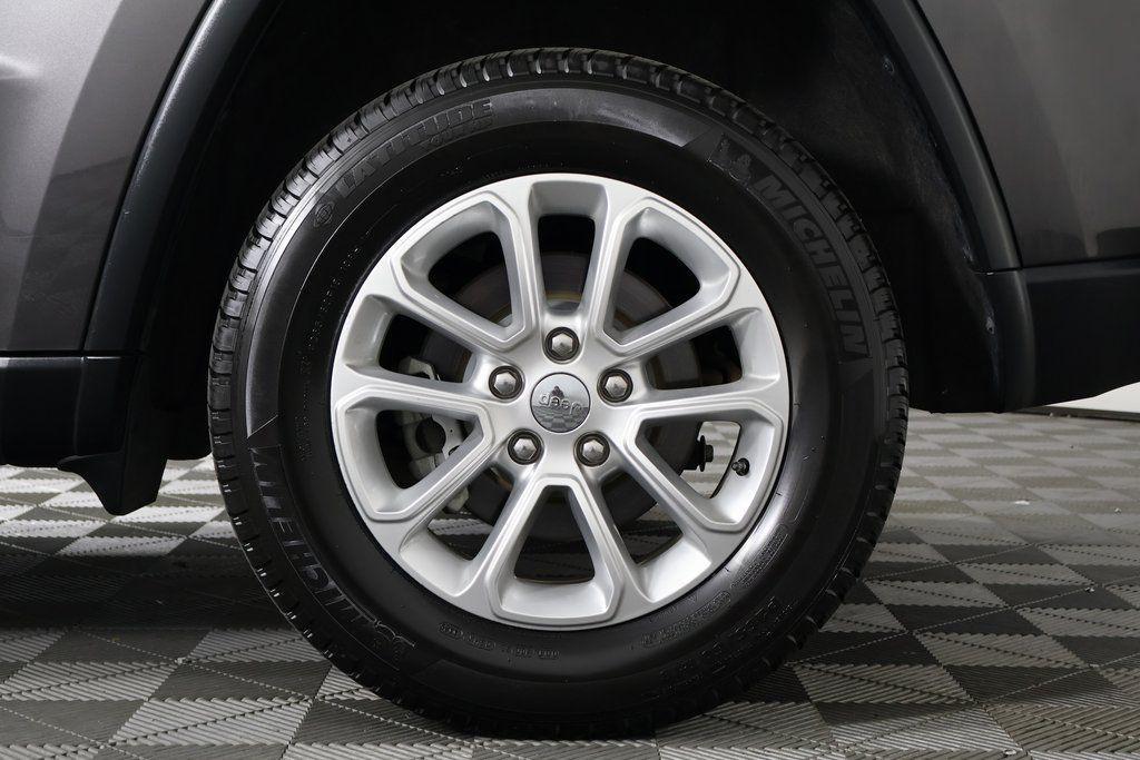 used 2015 Jeep Grand Cherokee car, priced at $10,988