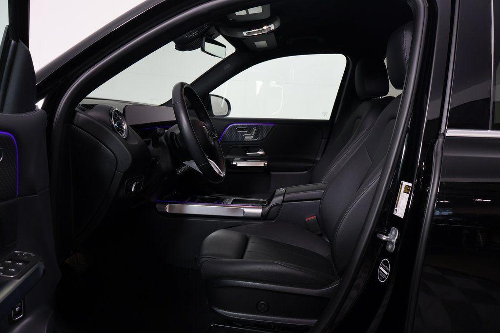 used 2025 Mercedes-Benz GLB 250 car, priced at $44,588