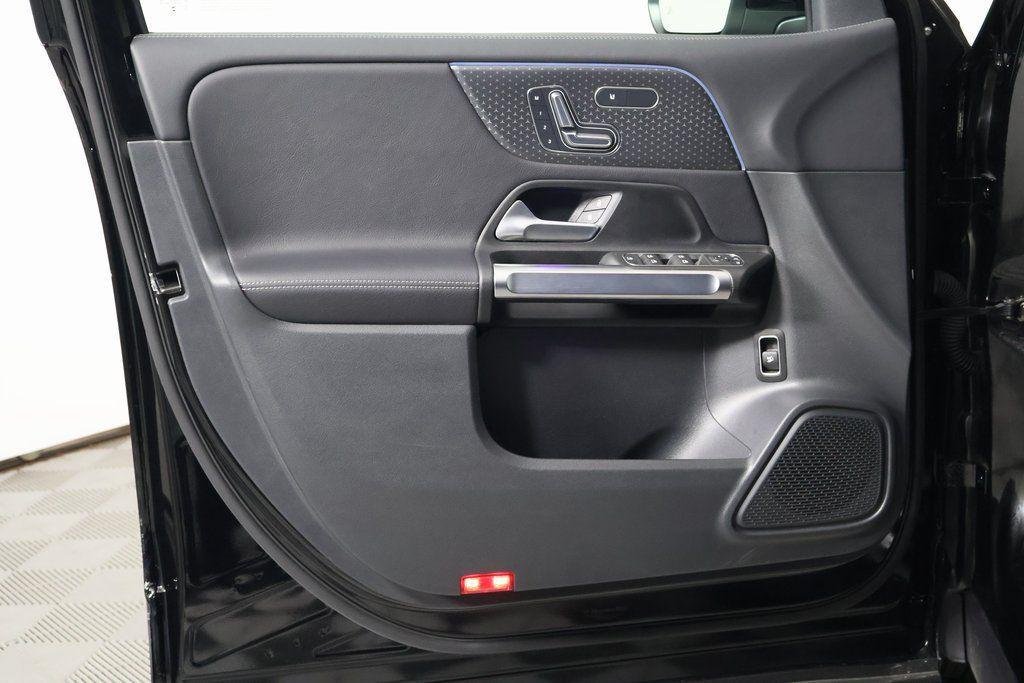 used 2025 Mercedes-Benz GLB 250 car, priced at $44,588