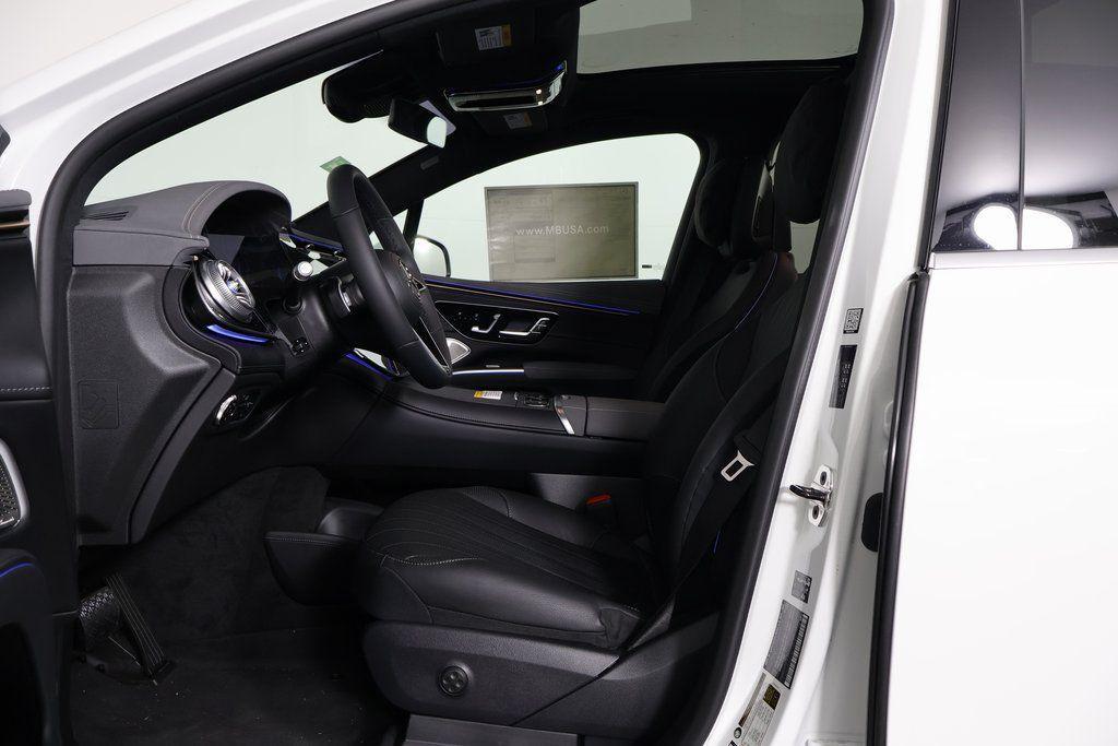 new 2026 Mercedes-Benz EQS 400 car, priced at $96,105