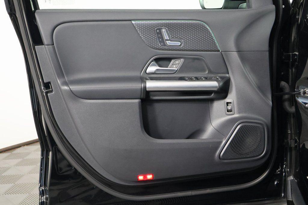 used 2025 Mercedes-Benz GLA 250 car, priced at $36,988