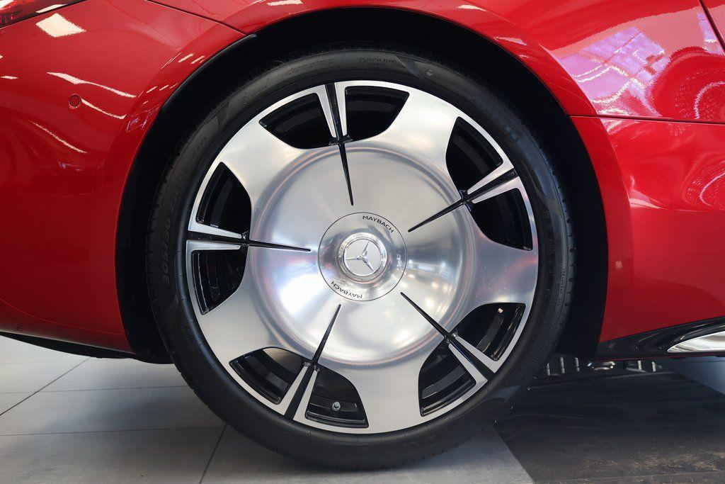 new 2026 Mercedes-Benz Maybach SL 680 Monogram Series car, priced at $227,550