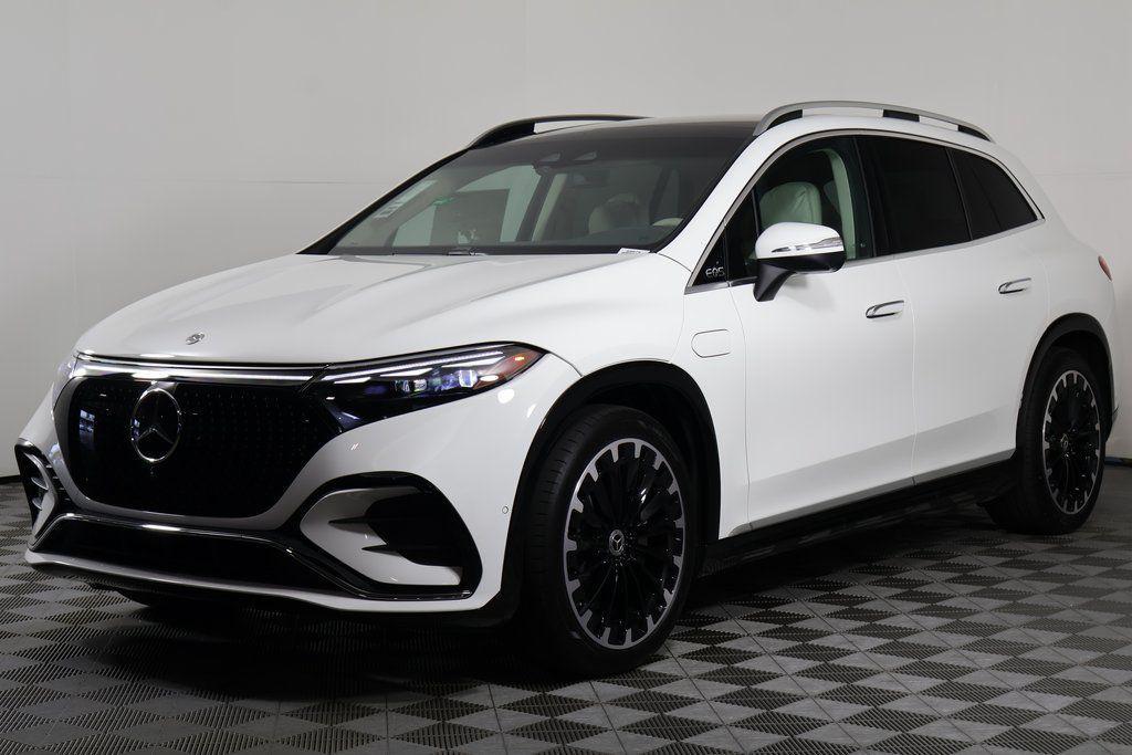 new 2026 Mercedes-Benz EQS 400 car, priced at $104,330