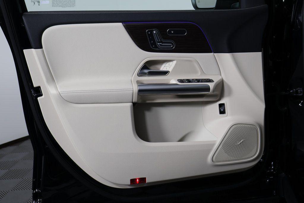 new 2026 Mercedes-Benz GLA 250 car, priced at $47,240