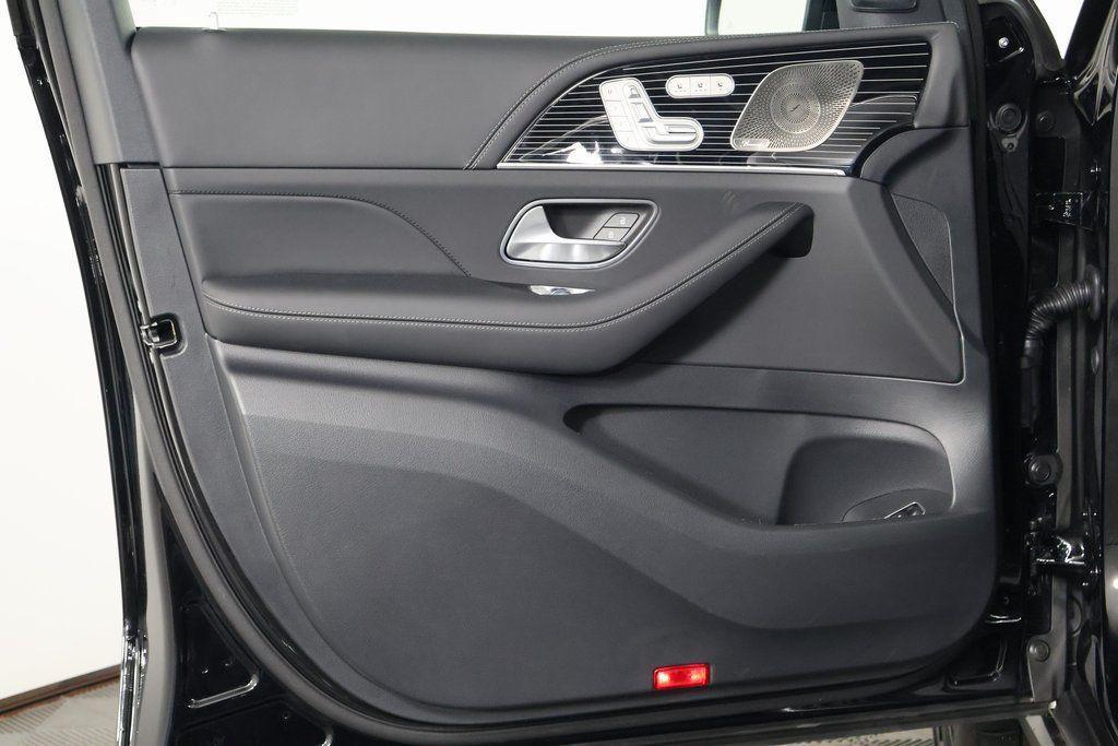 new 2026 Mercedes-Benz AMG GLS 63 car, priced at $160,940