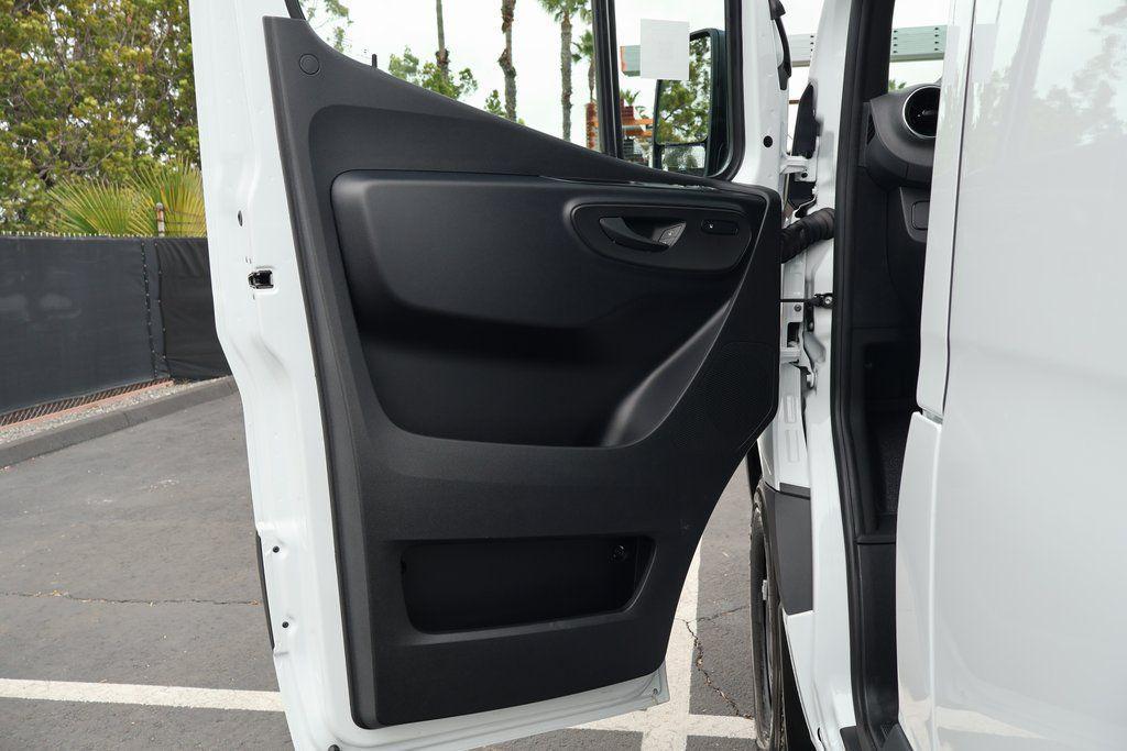 new 2026 Mercedes-Benz Sprinter 2500 car, priced at $68,077