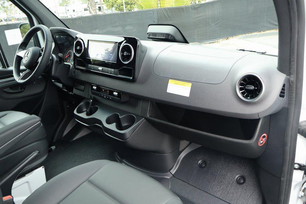 new 2026 Mercedes-Benz Sprinter 2500 car, priced at $68,077