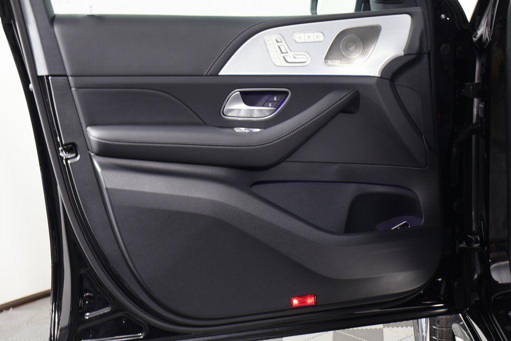 new 2026 Mercedes-Benz AMG GLE 63 car, priced at $134,855