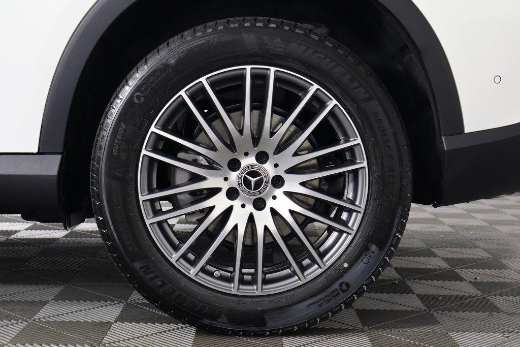 new 2026 Mercedes-Benz GLC 300 car, priced at $51,650