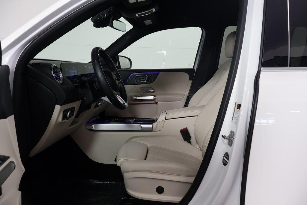 used 2025 Mercedes-Benz GLB 250 car, priced at $44,988