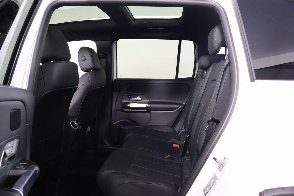 new 2026 Mercedes-Benz GLB 250 car, priced at $49,285