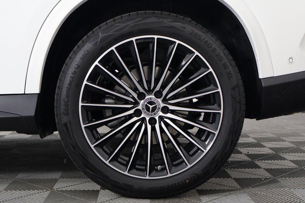 new 2026 Mercedes-Benz GLC 300 car, priced at $61,660