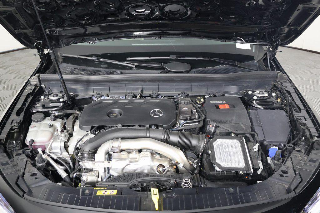 new 2026 Mercedes-Benz GLB 250 car, priced at $47,625