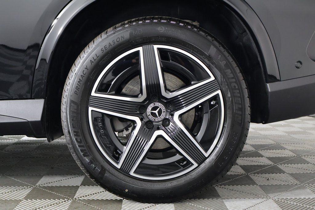 new 2026 Mercedes-Benz GLC 300 car, priced at $58,520