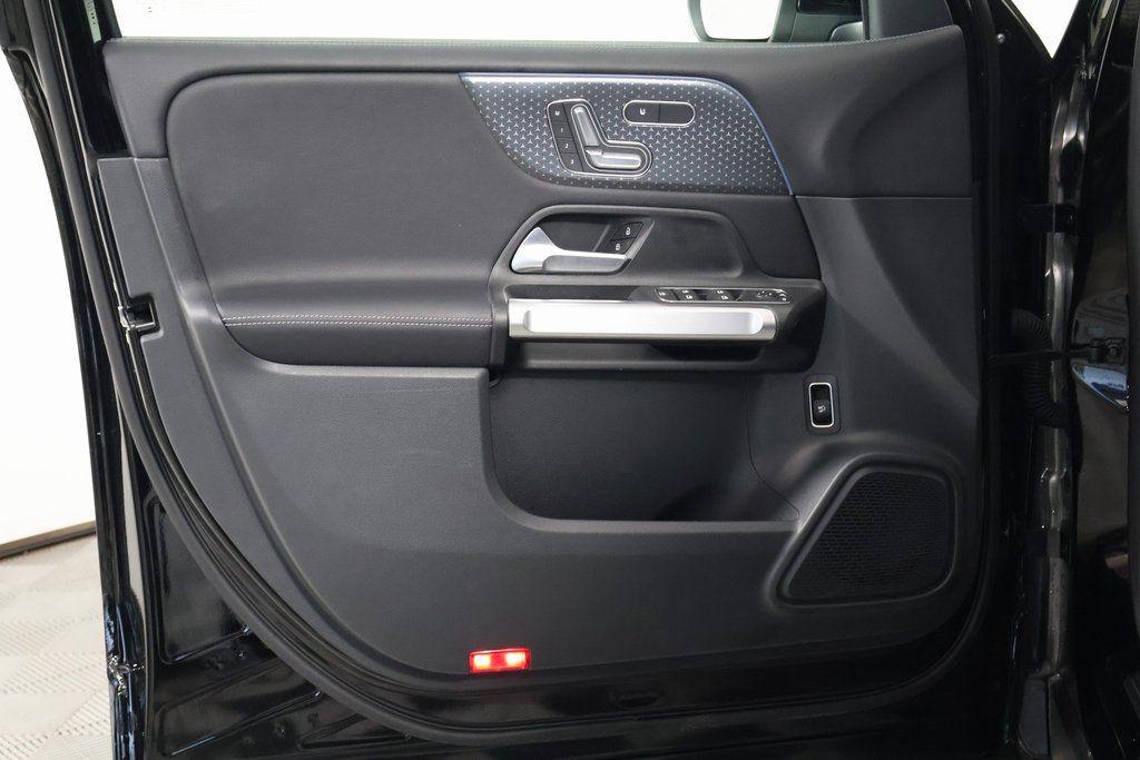 used 2025 Mercedes-Benz GLB 250 car, priced at $45,839