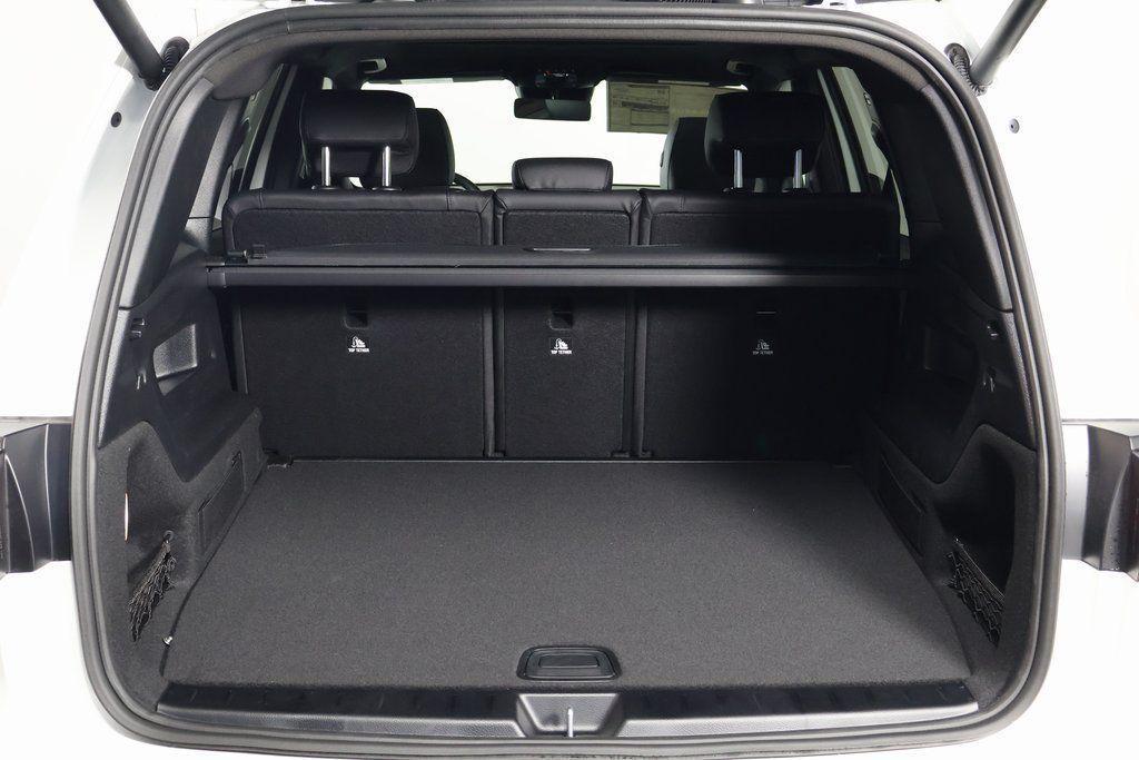 new 2026 Mercedes-Benz GLB 250 car, priced at $47,040