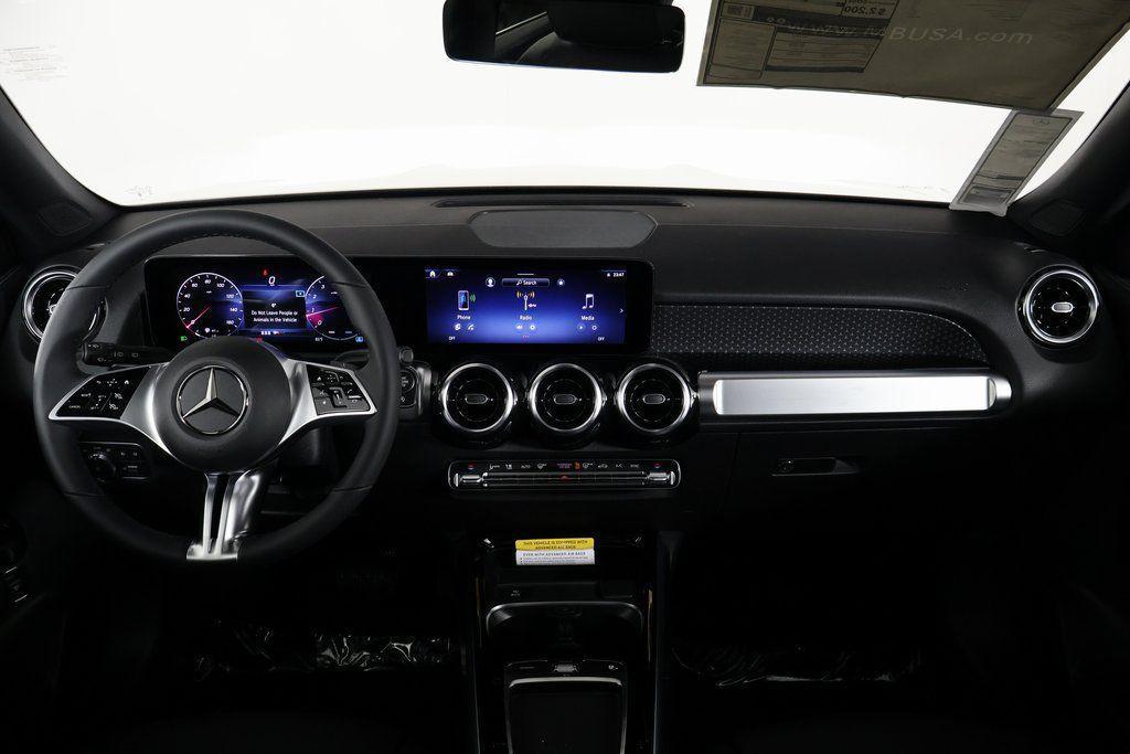 new 2026 Mercedes-Benz GLB 250 car, priced at $47,040