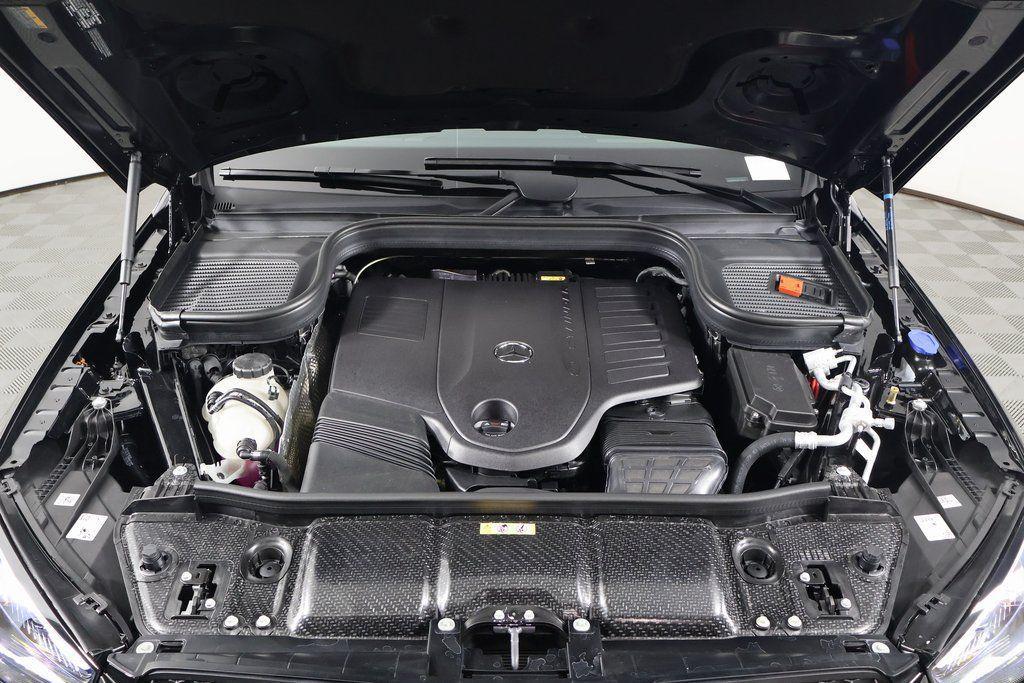 new 2026 Mercedes-Benz GLE 450 car, priced at $81,035