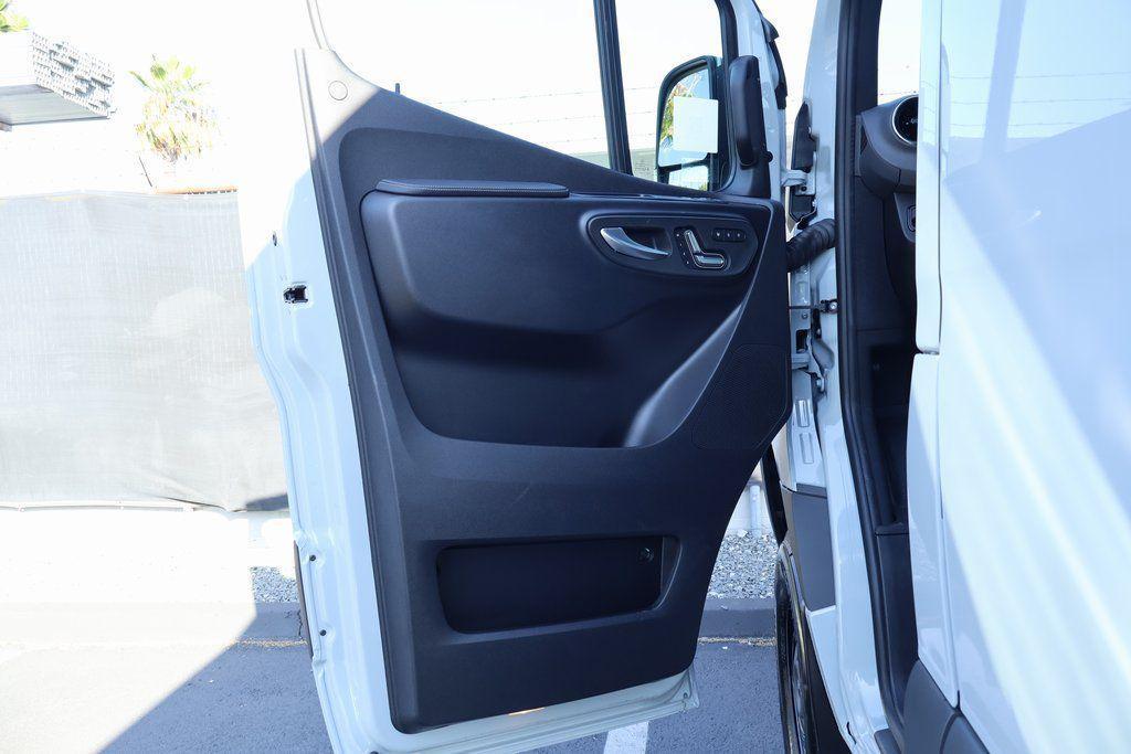 new 2026 Mercedes-Benz Sprinter 2500 car, priced at $84,642