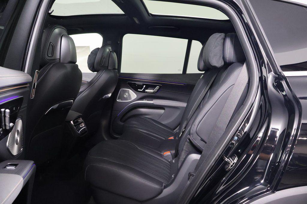 new 2026 Mercedes-Benz EQS 400 car, priced at $91,300