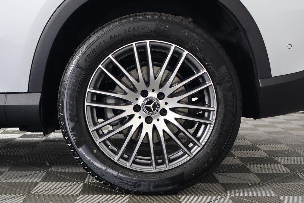 new 2026 Mercedes-Benz GLC 300 car, priced at $56,150